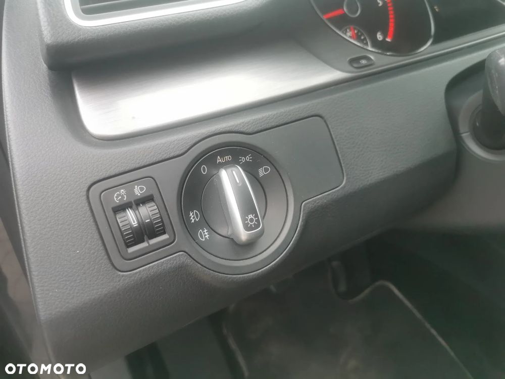 Volkswagen Passat Variant 2.0 Blue TDI SCR Highline - 15