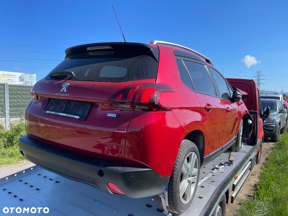 Peugeot 2008 1.6 BlueHDi Style - 2