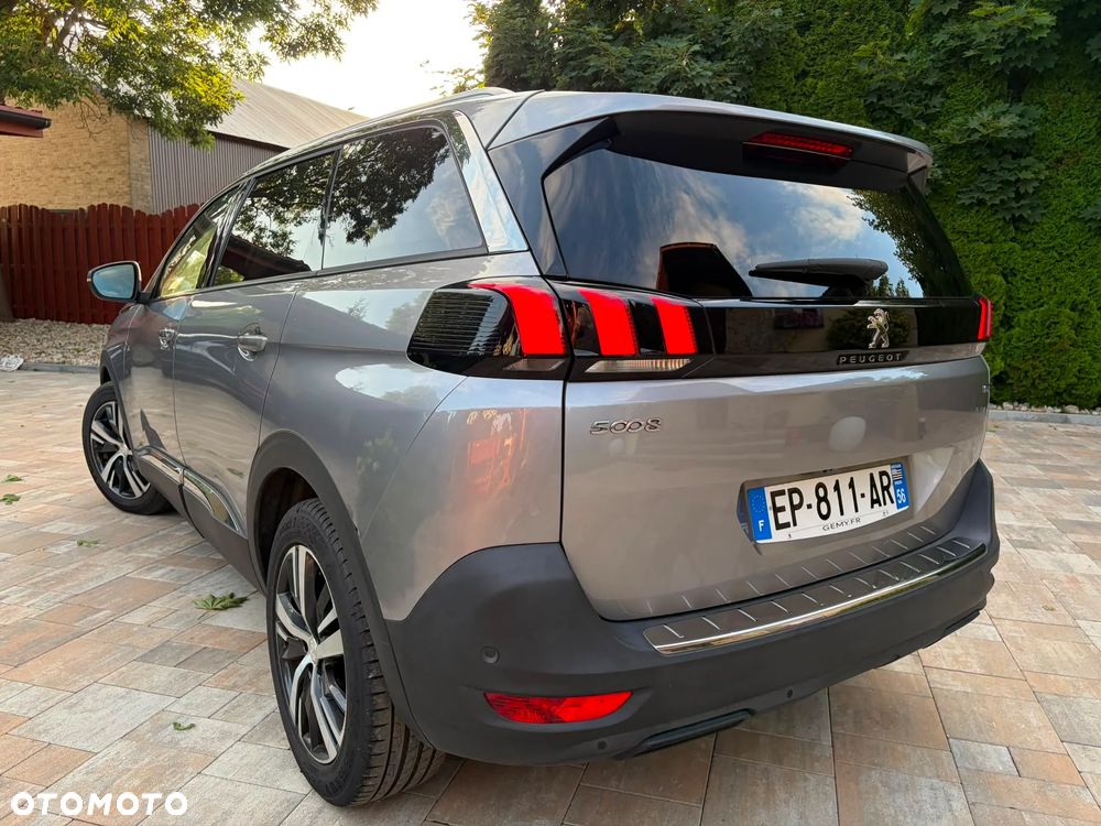 Peugeot 5008 - 21