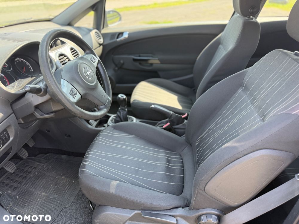 Opel Corsa - 10
