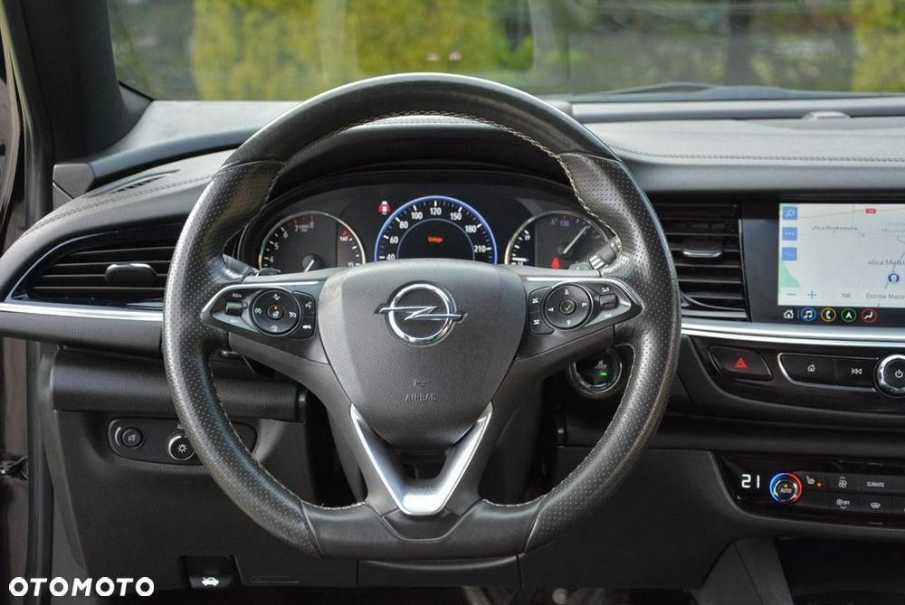 Opel Insignia 2.0 T 4x4 GSi S&S - 20