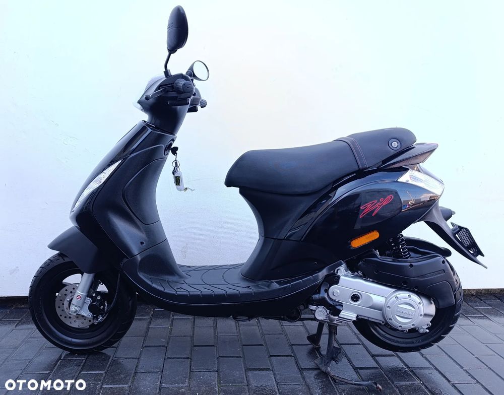 Piaggio ZIP - 4