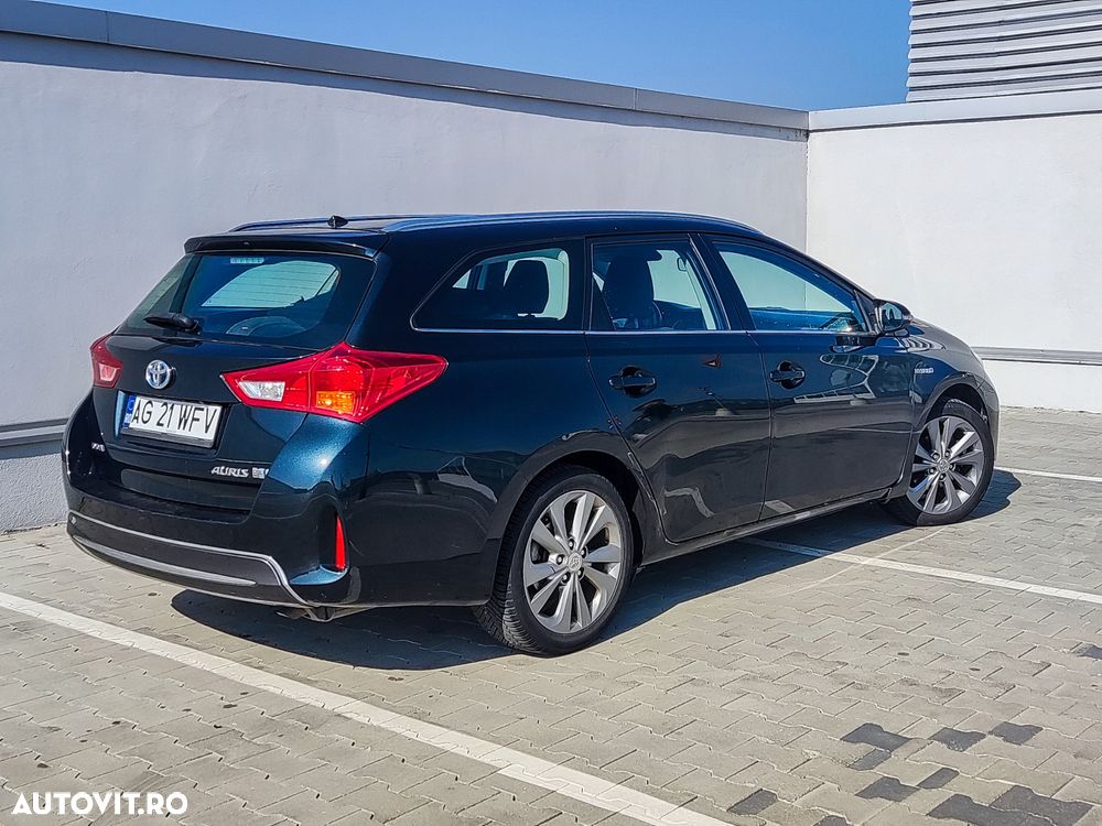 Toyota Auris 1.8 L VVT-i Sol+ - 6
