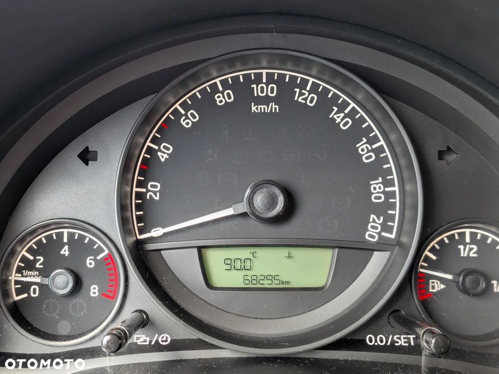Skoda Citigo 1.0 Ambition - 8