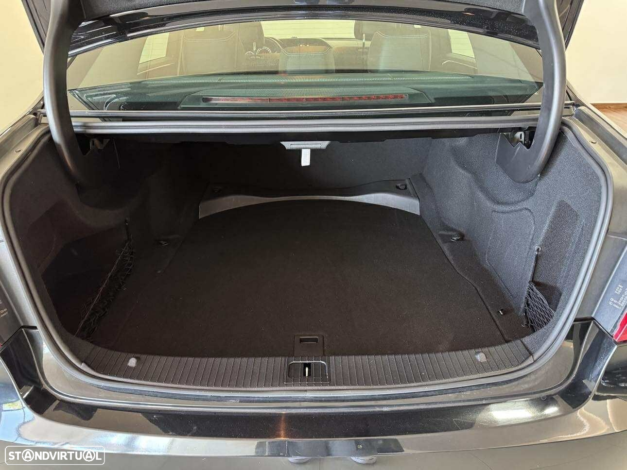 Mercedes-Benz E 250 CDi Avantgarde BlueEfficiency - 20