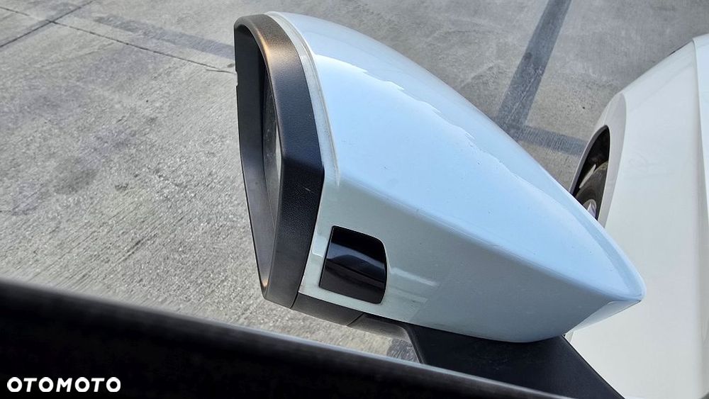 Skoda Superb 2.0 TSI Style DSG - 28