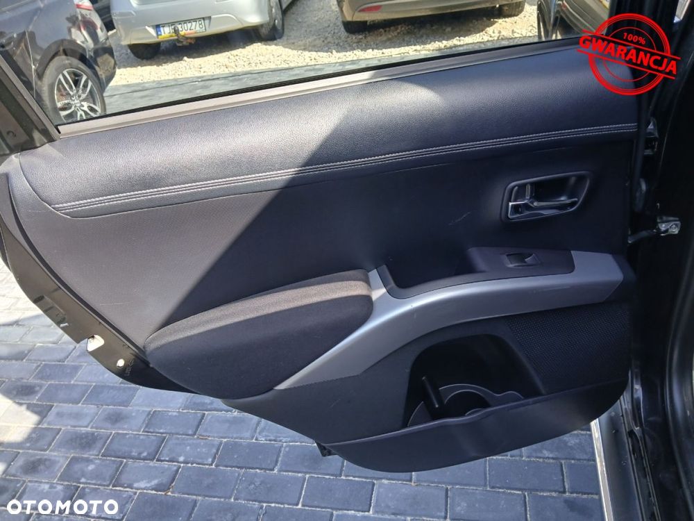 Mitsubishi Outlander 2.0 2WD CVT Invite - 39