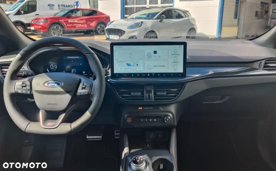Ford Focus - 10