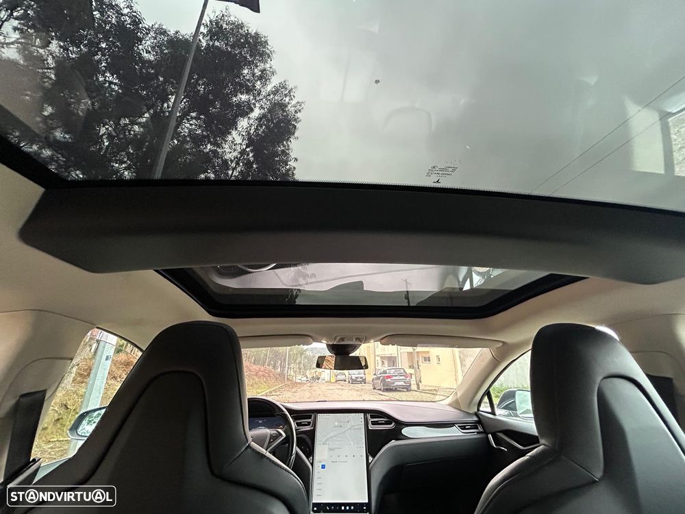 Tesla Model S Standard - 11