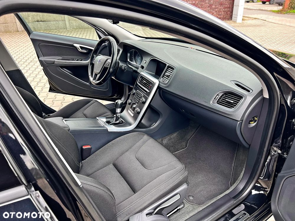 Volvo V60 D3 Business Edition - 15