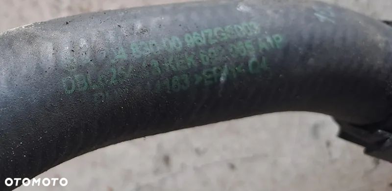 MERCEDES W204 1.8 KOMPRESSOR PRZEWÓD WODY A2048300096 - 2