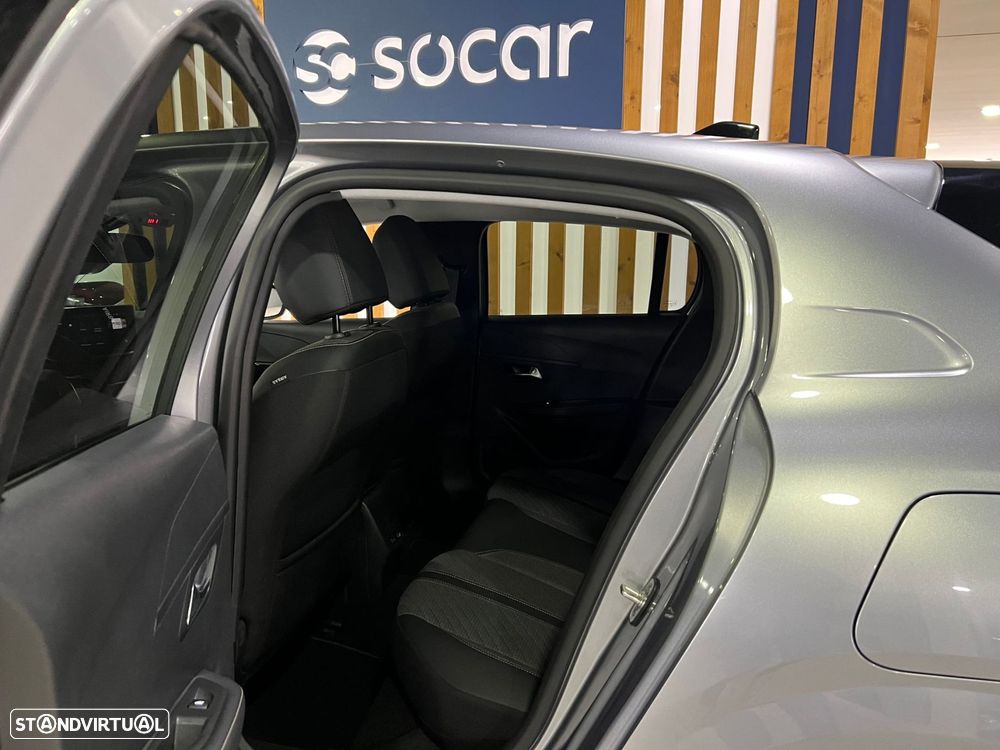 Peugeot 208 1.2 Hybrid Allure e-DCS6 - 12