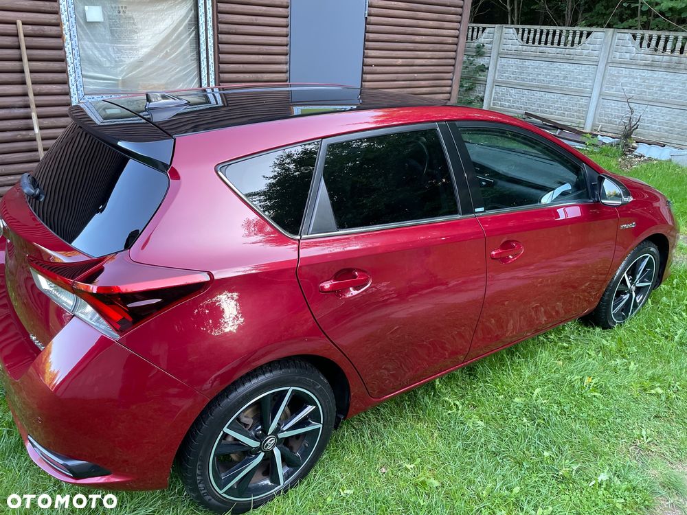 Toyota Auris - 2