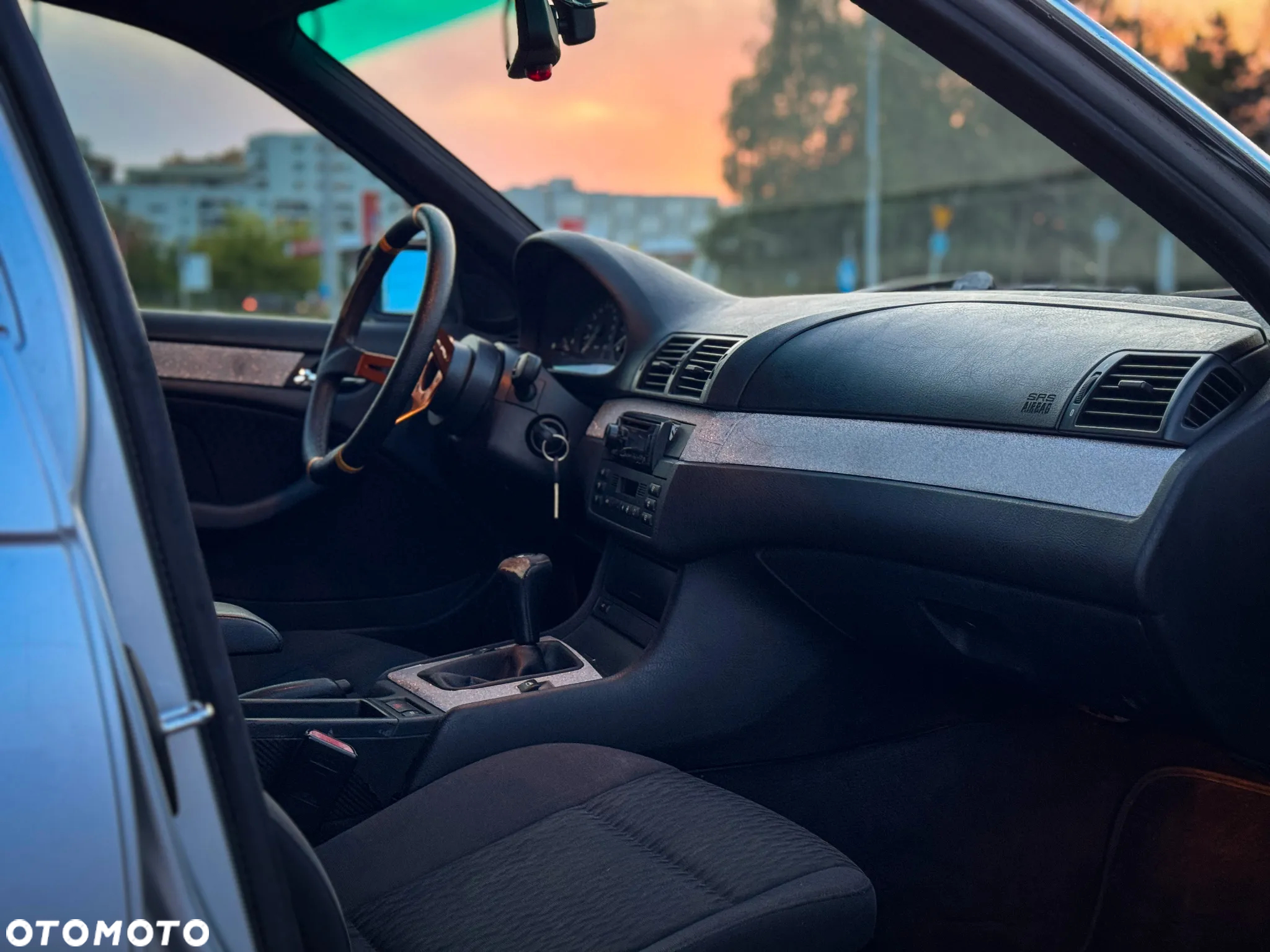 BMW Seria 3 320i - 11