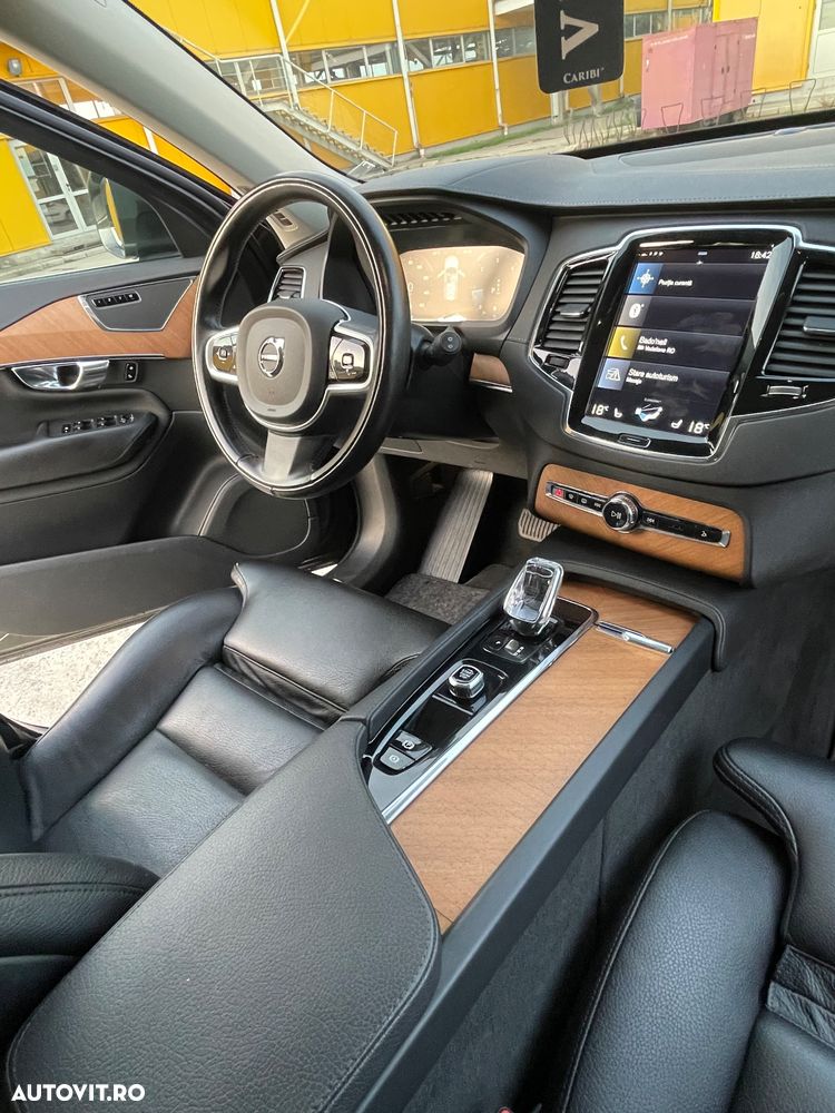 Volvo XC 90 B5 D AWD Geartronic Momentum Pro - 8