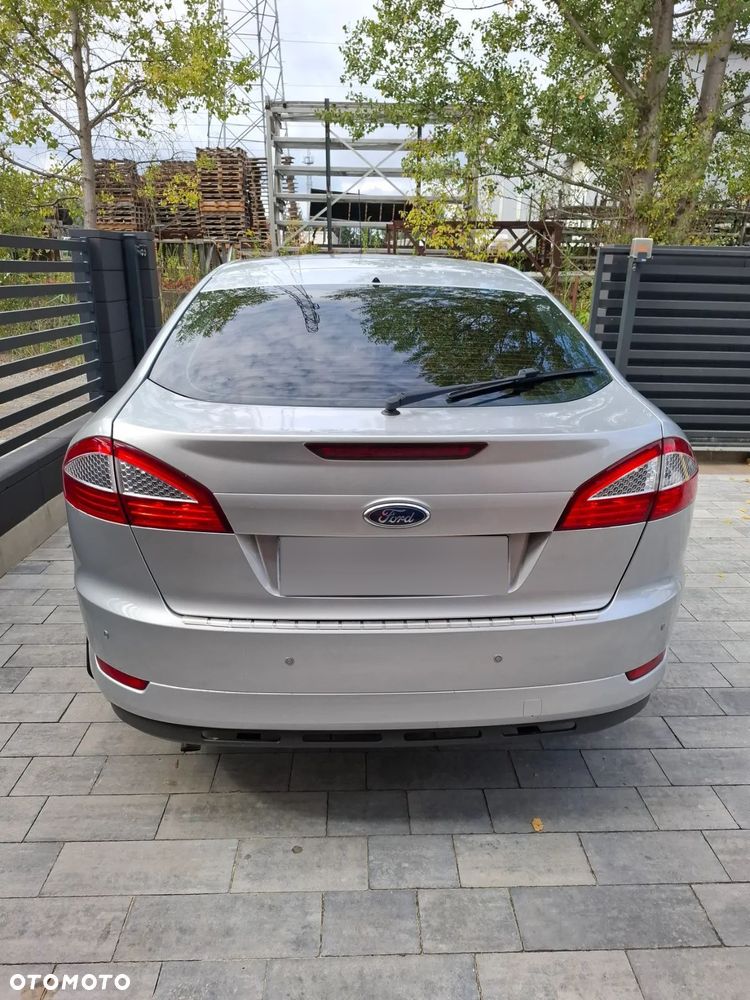 Ford Mondeo - 13
