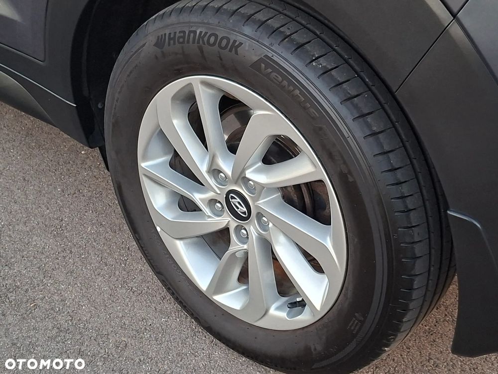 Hyundai Tucson 1.6 GDI BlueDrive Style 2WD - 13