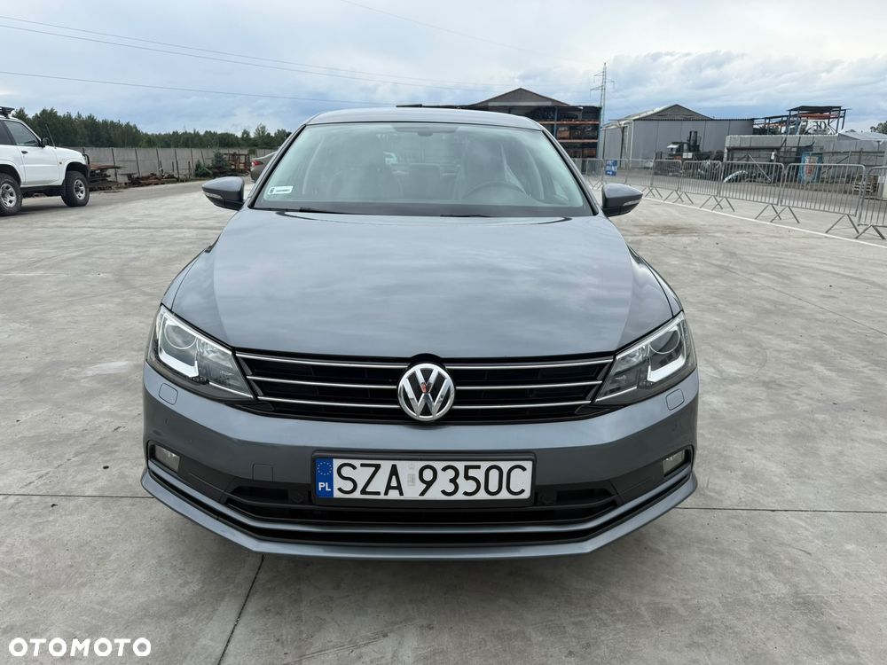 Volkswagen Jetta 1.4 TSI BMT Highline - 9