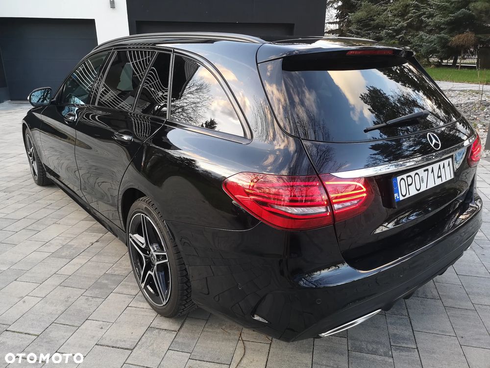 Mercedes-Benz Klasa C 400 4Matic 9G-TRONIC AMG Line - 17