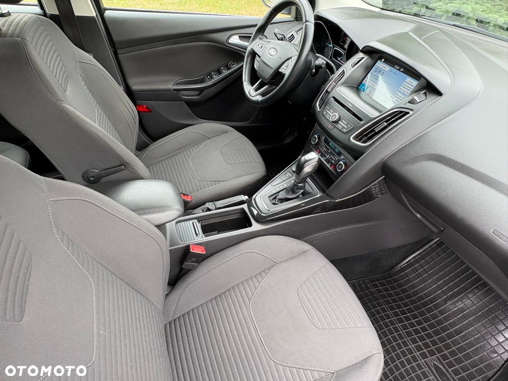 Ford Focus - 17