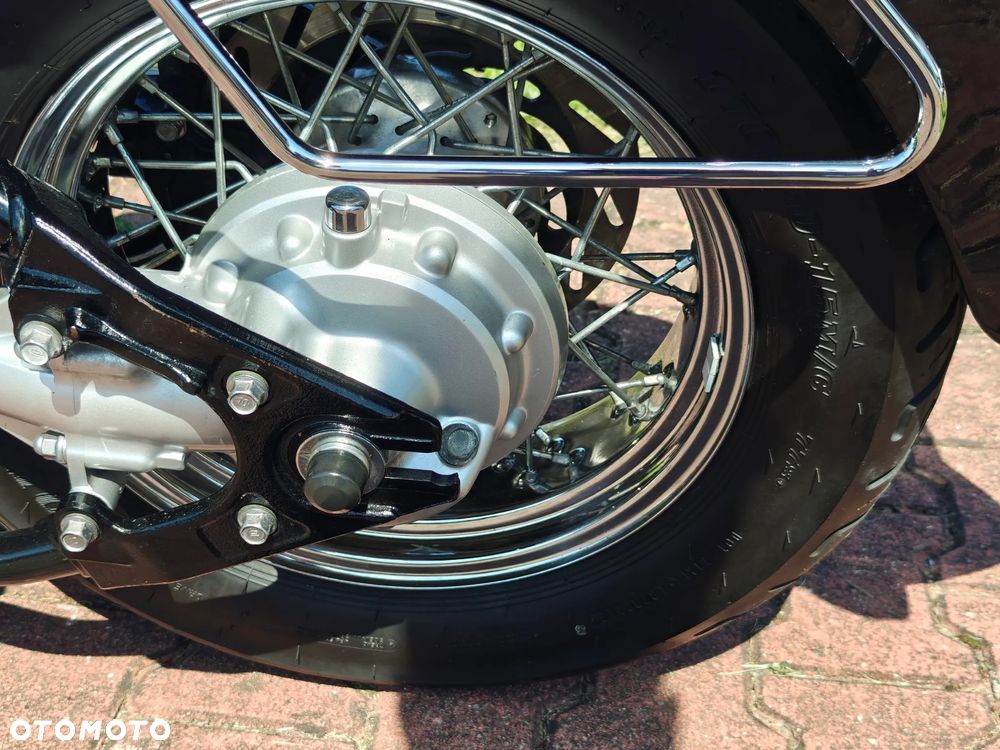 Yamaha XVS - 16