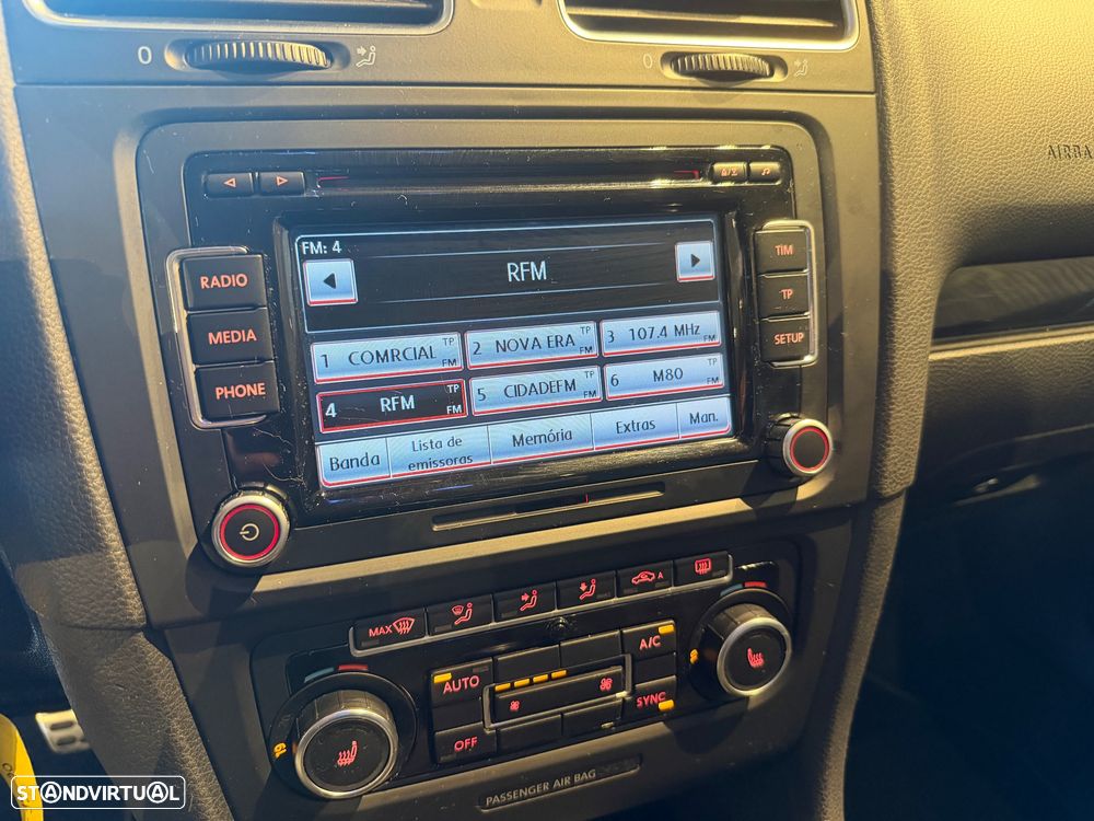 VW Golf 2.0 TDi DPF GTD - 33