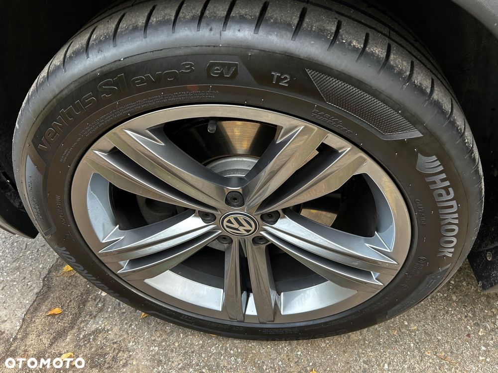 Volkswagen Tiguan - 16