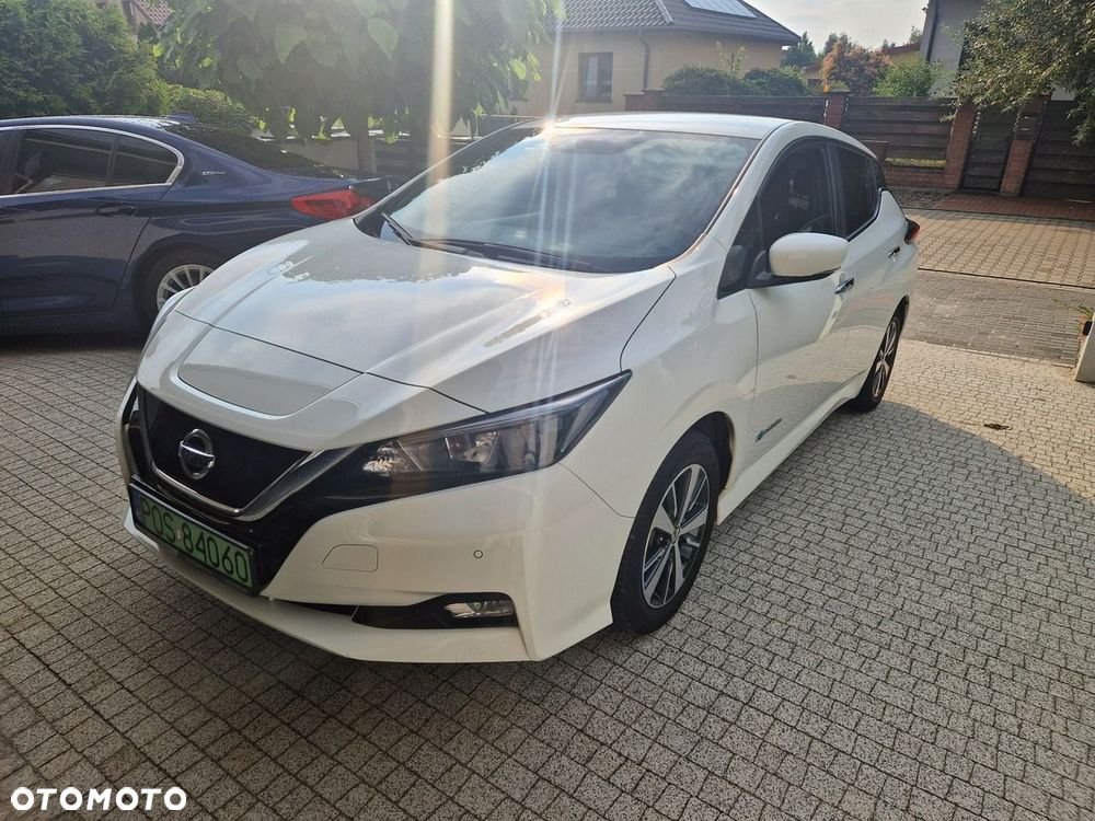 Nissan Leaf - 2