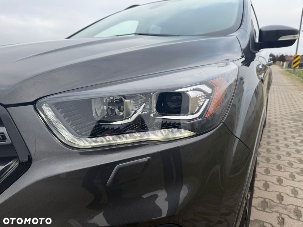 Ford Kuga 2.0 TDCi 4x4 ST-Line - 15