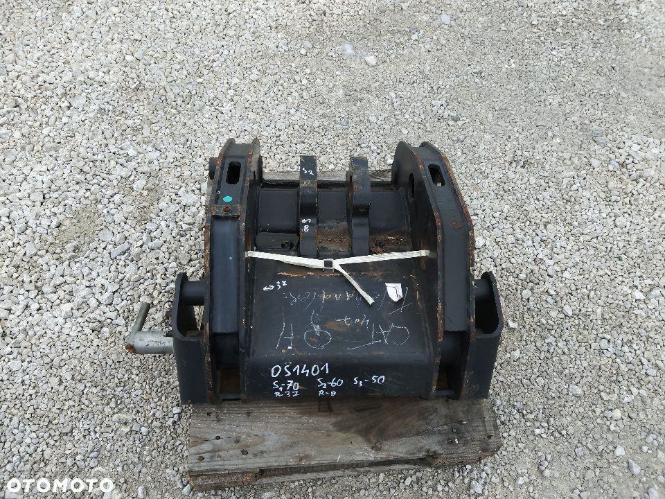 Szybkozłącze CAT CATERPILLAR 407 Telehandler [70 37] [OS1401][OS1405] - 1