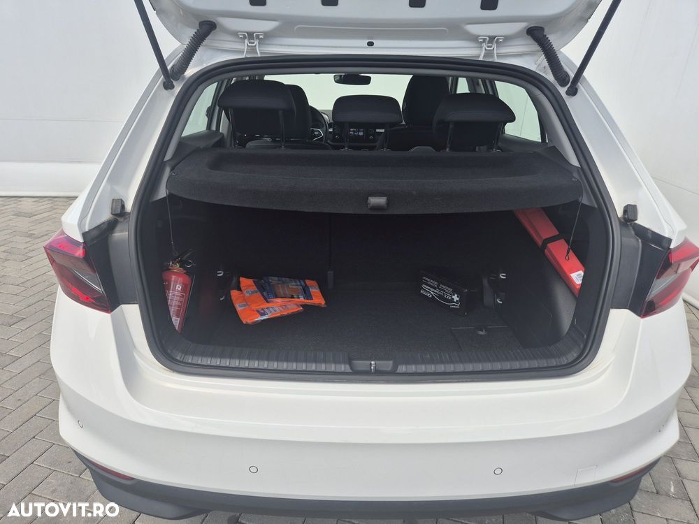 Skoda Fabia 1.0 TSI 95 CP Ambition - 25