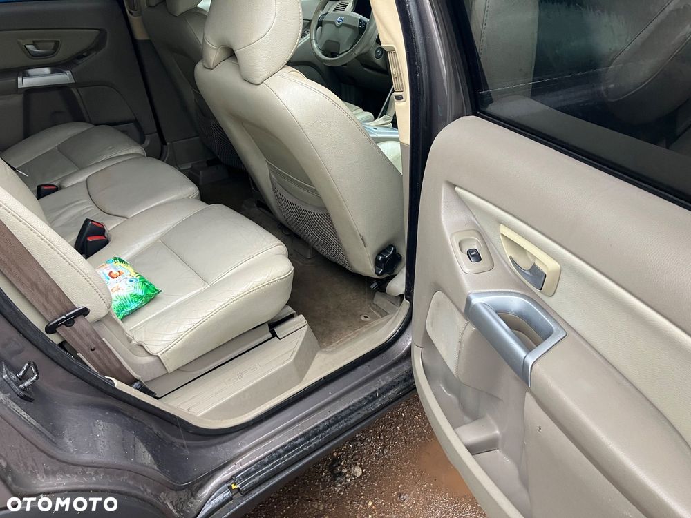 Volvo XC 90 - 7