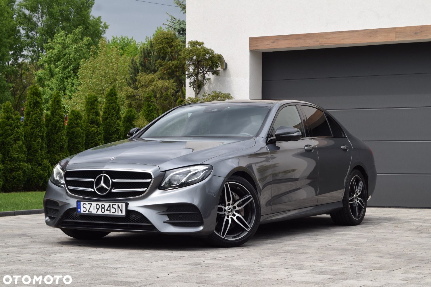 Mercedes-Benz Klasa E 220 d 9G-TRONIC - 1