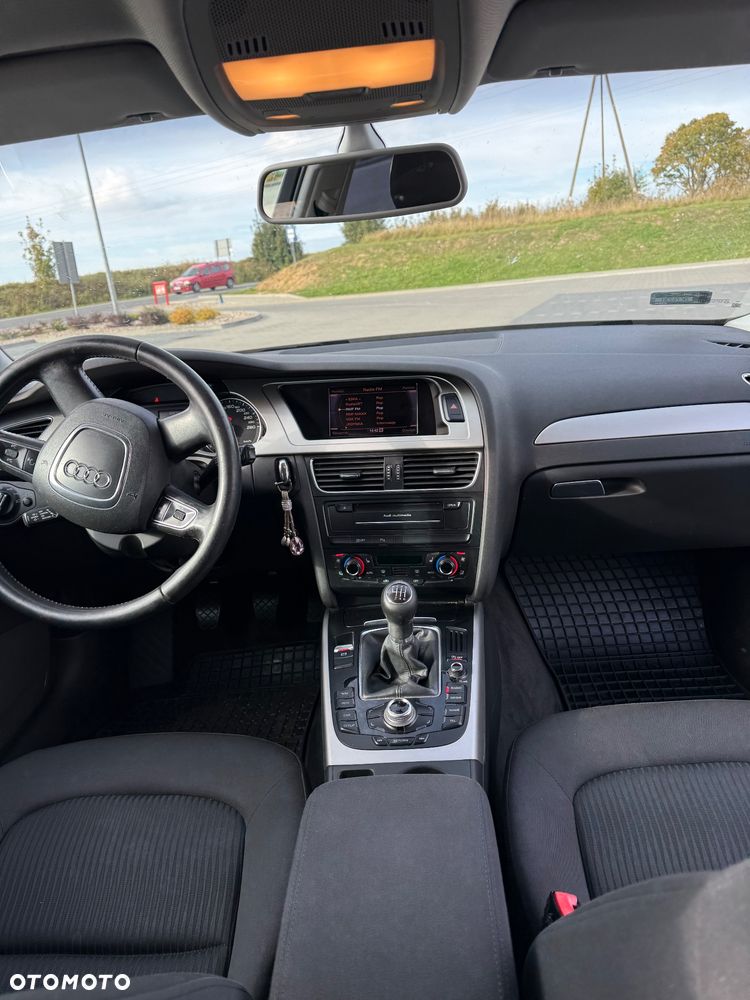Audi A4 Avant - 8