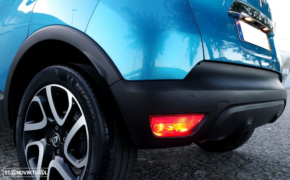 Renault Captur 0.9 TCE Exclusive XMOD - 32