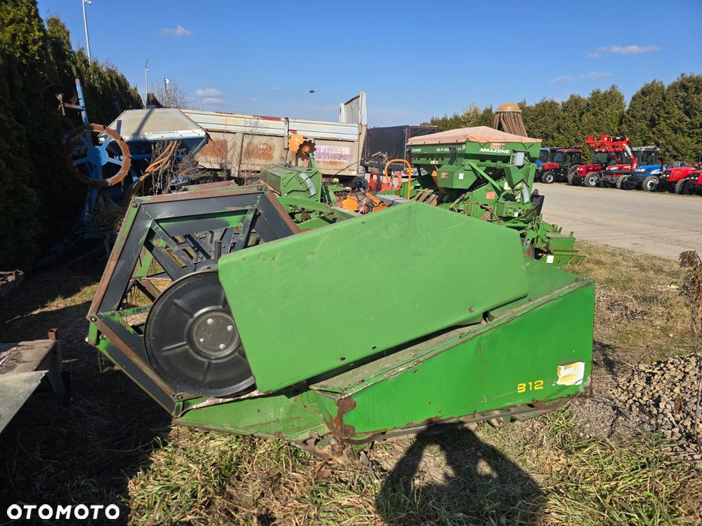 John Deere 1075 - 13