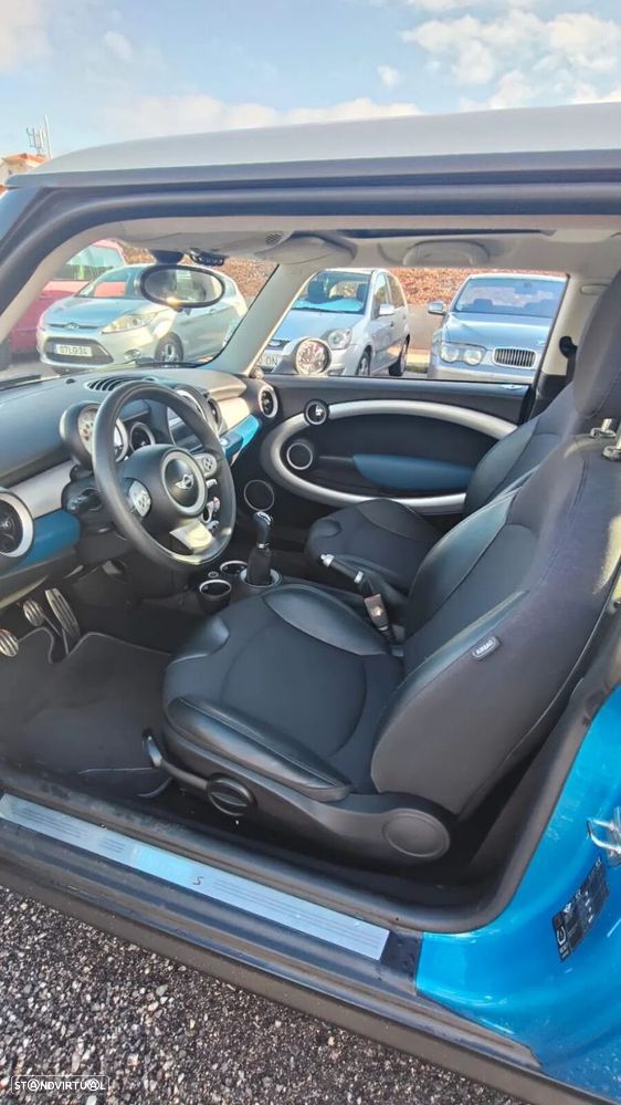 MINI 3 Portas Cooper S - 10
