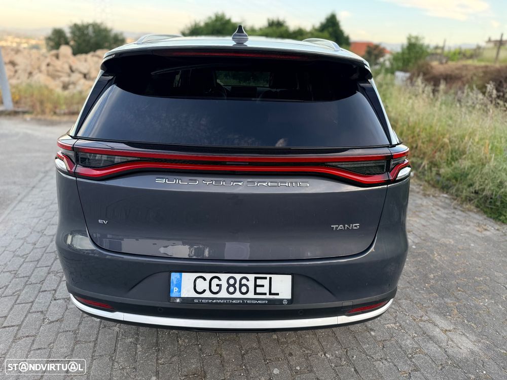BYD Tang 86.4 kWh AWD Flagship - 16