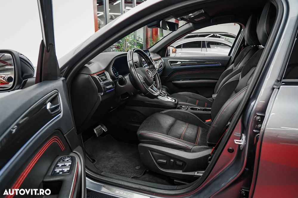 Renault Arkana E-TECH Hybrid RS Line - 4