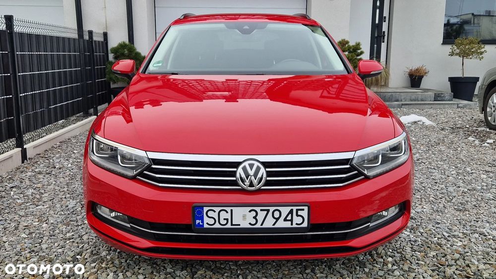 Volkswagen Passat - 25