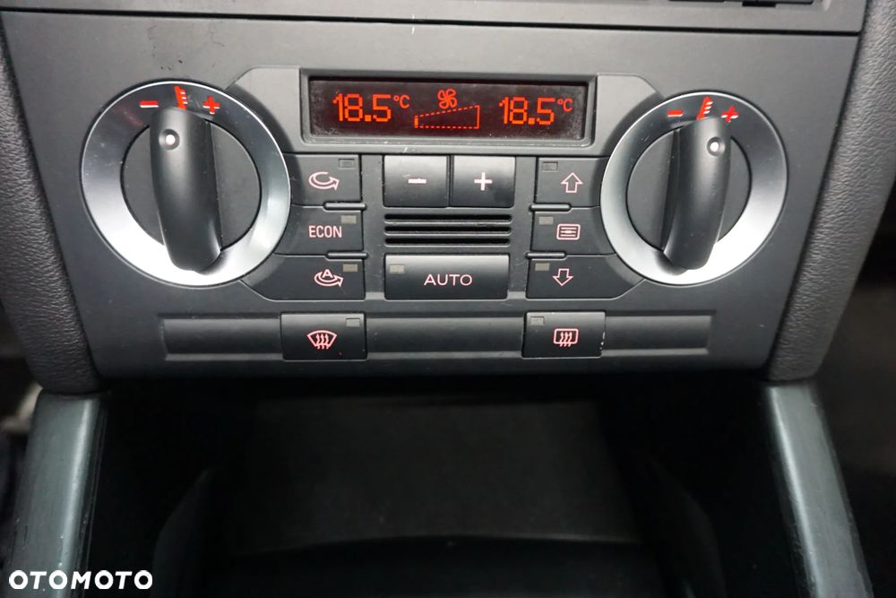 Audi A3 Sportback 1.9 TDI Ambition - 32