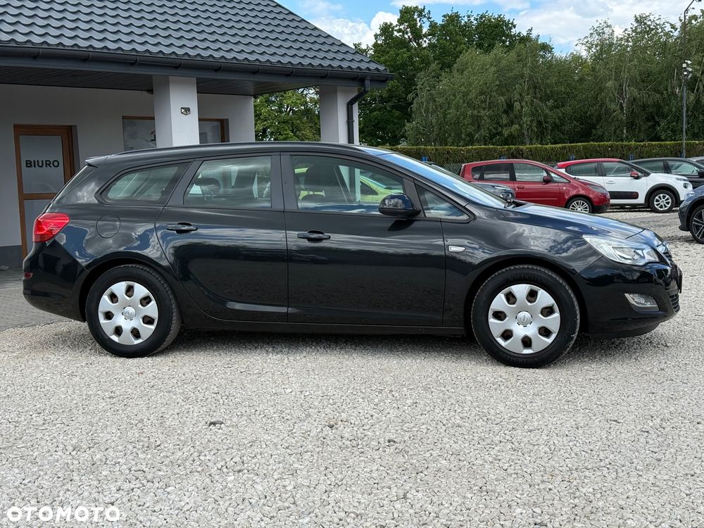 Opel Astra 1.4 T Cosmo - 11