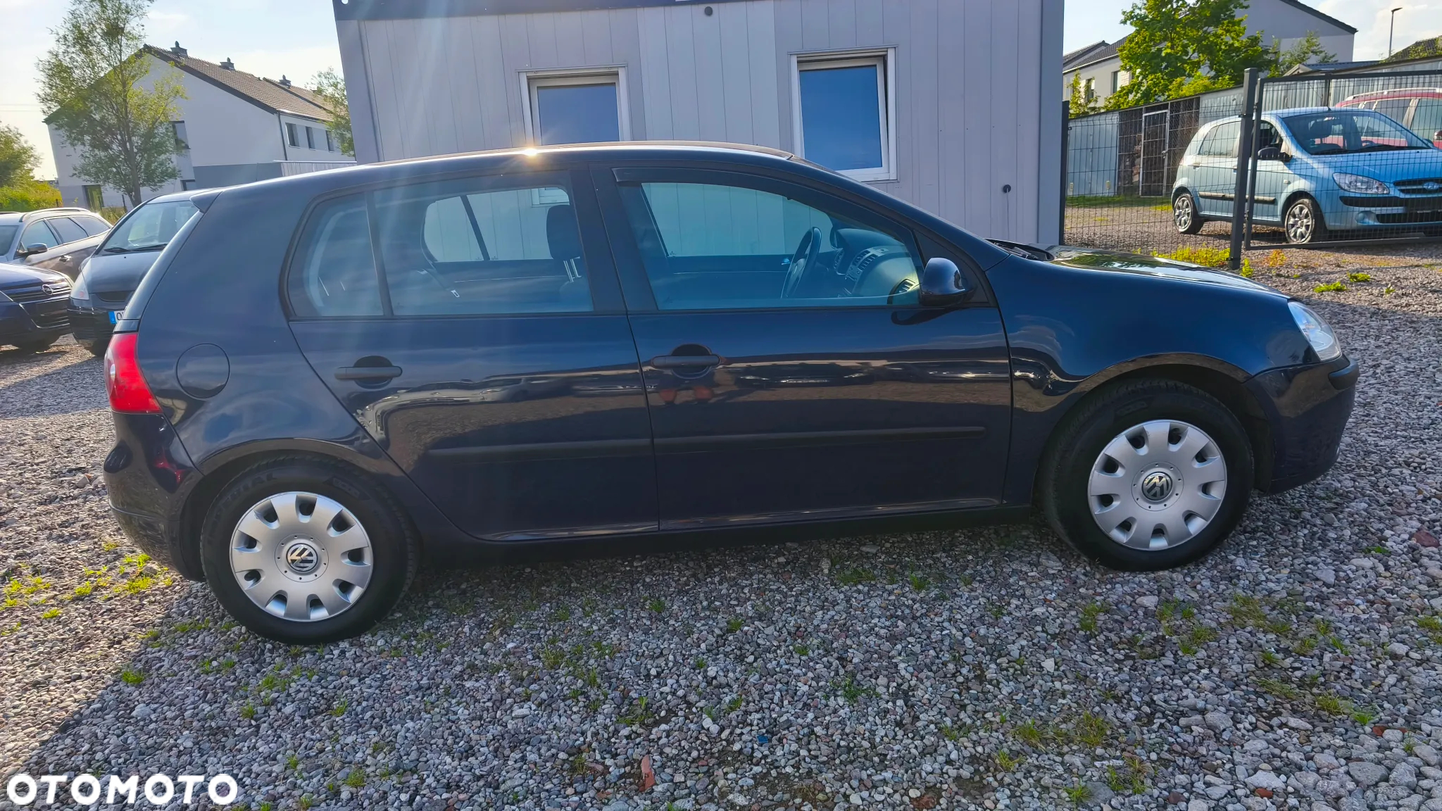 Volkswagen Golf - 6