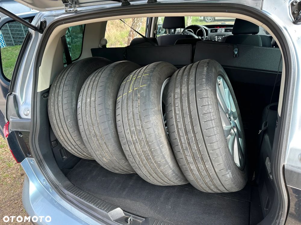 Mazda 5 2.0 MZR-DISI i-stop Edition 40 Jahre - 6