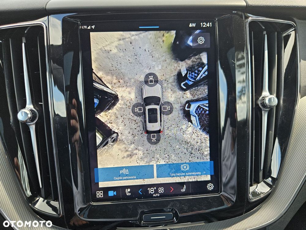 Volvo XC 60 - 18