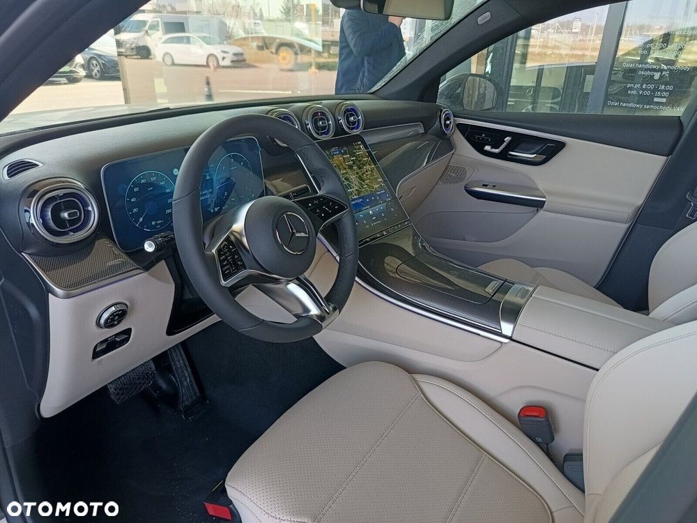Mercedes-Benz GLC - 9