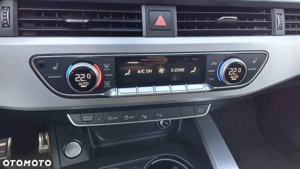 Audi A4 Avant 3.0 TDI quattro tiptronic - 21