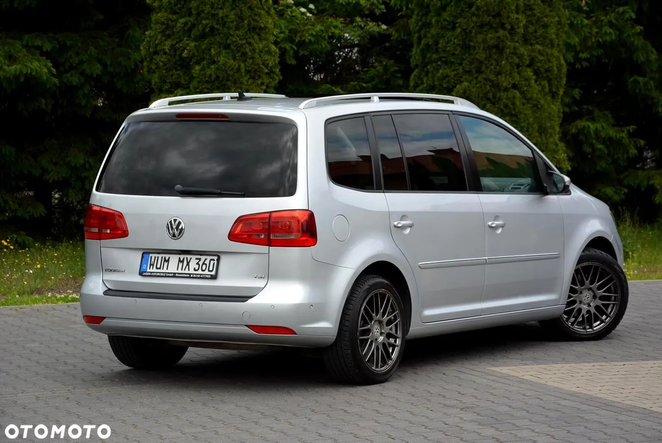 Volkswagen Touran 1.4 TSI Highline Perfectline - 10