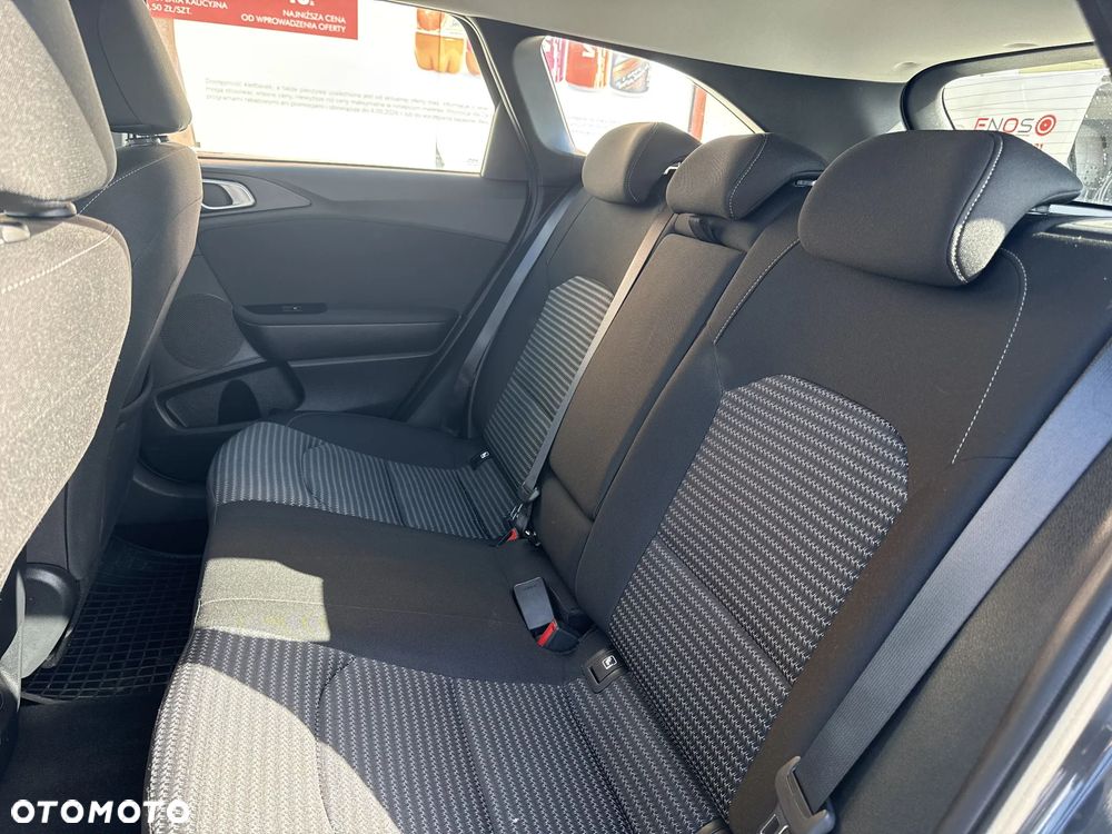 Kia Ceed 1.5 T-GDI M DCT - 16