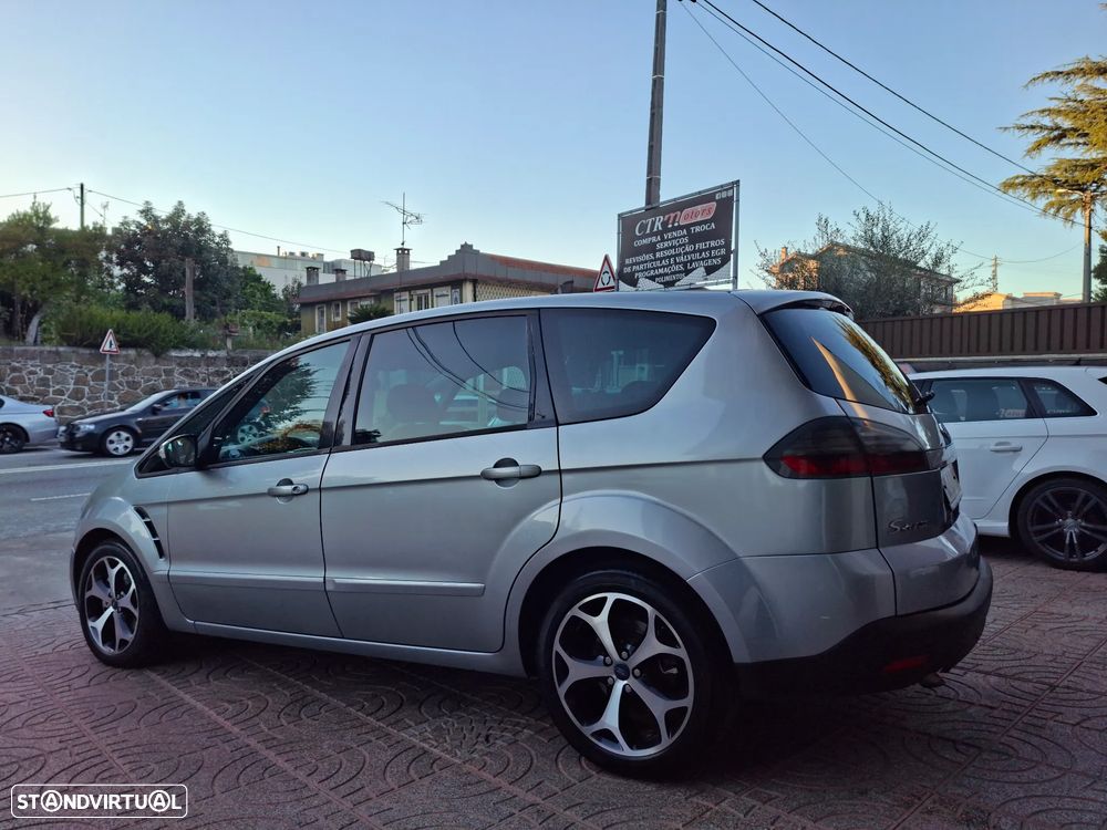 Ford S-Max 2.0 TDCi DPF Titanium - 10